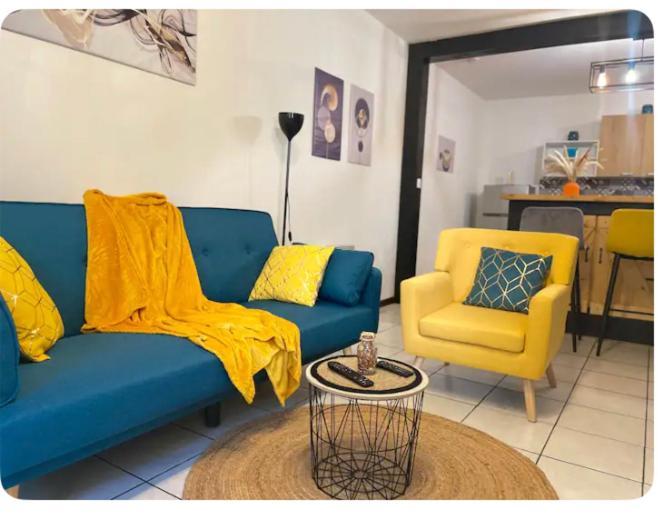Cosy Atelier Lejlighed Vierzon Eksteriør billede